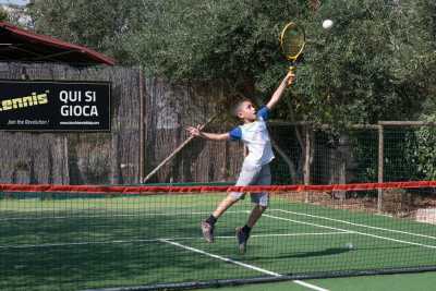 Semplice, praticato da tutti e autoarbitrato: a Gioia del Colle alla scoperta del "touchtennis"
